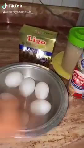 Foto del paso 1 de la receta: Flan o quesillo con pasas