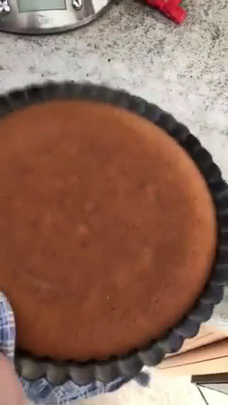 Foto del passaggio 7 della ricetta Crostata morbida alla Vaniglia (base)