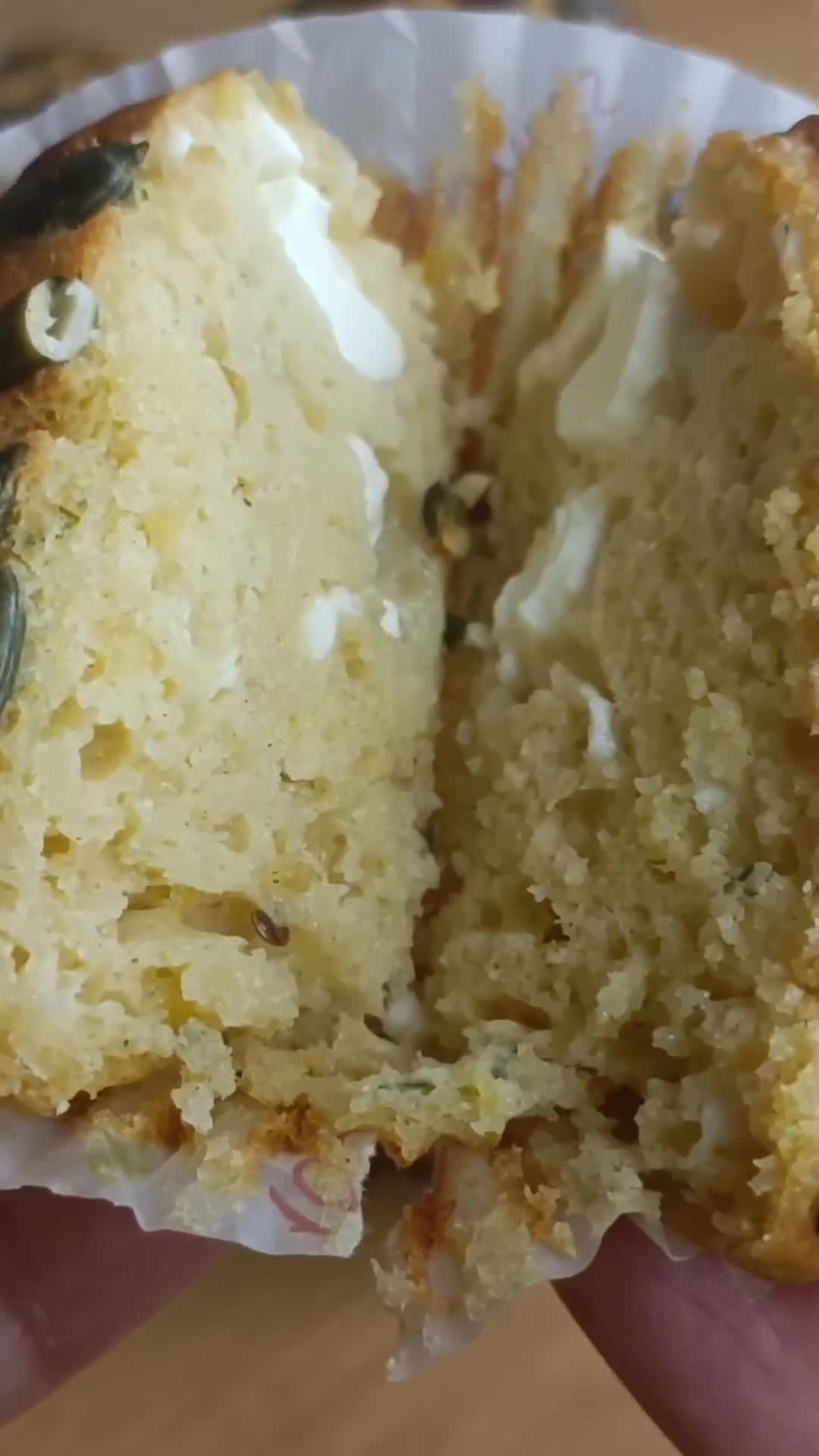 Une image de l'étape 5 de 🌱 Muffin Feta thym citron.
