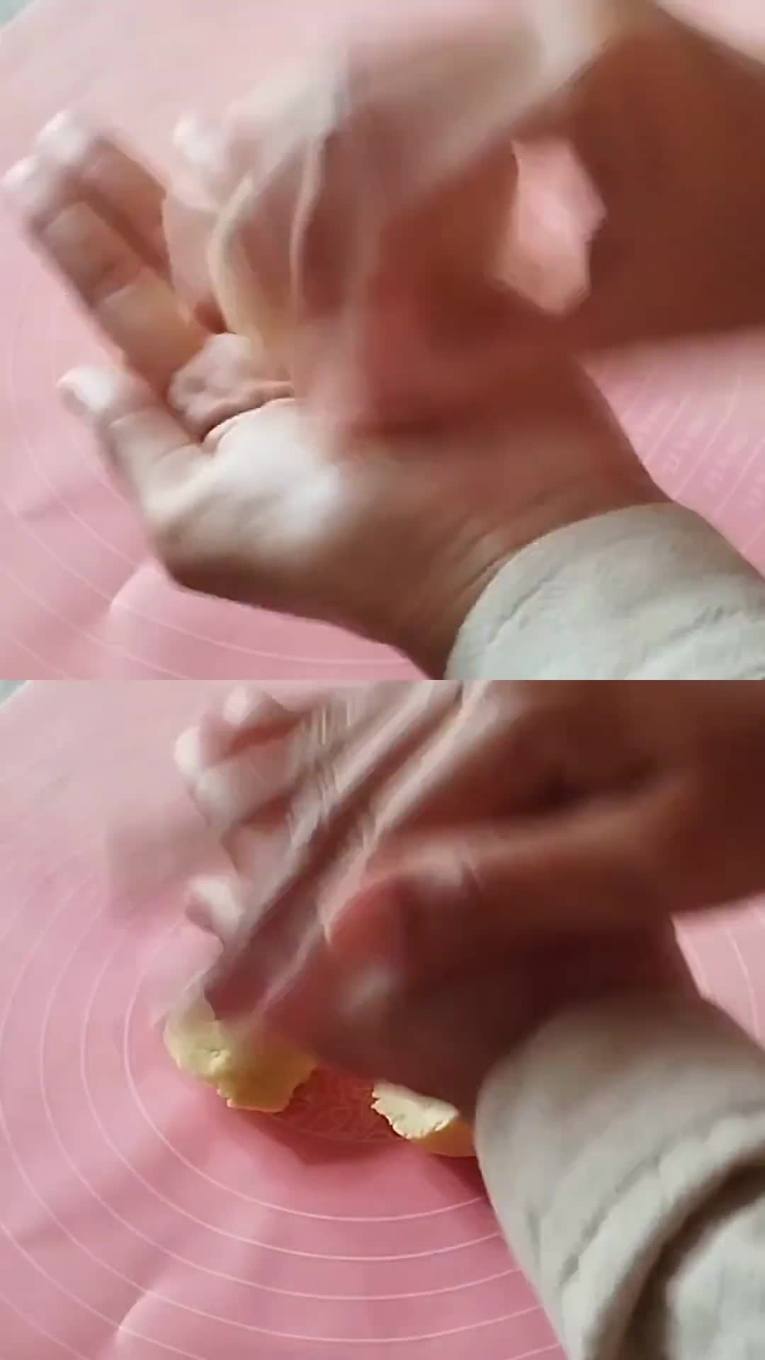 Foto langkah ke 3 dari resep Banana Strudel.