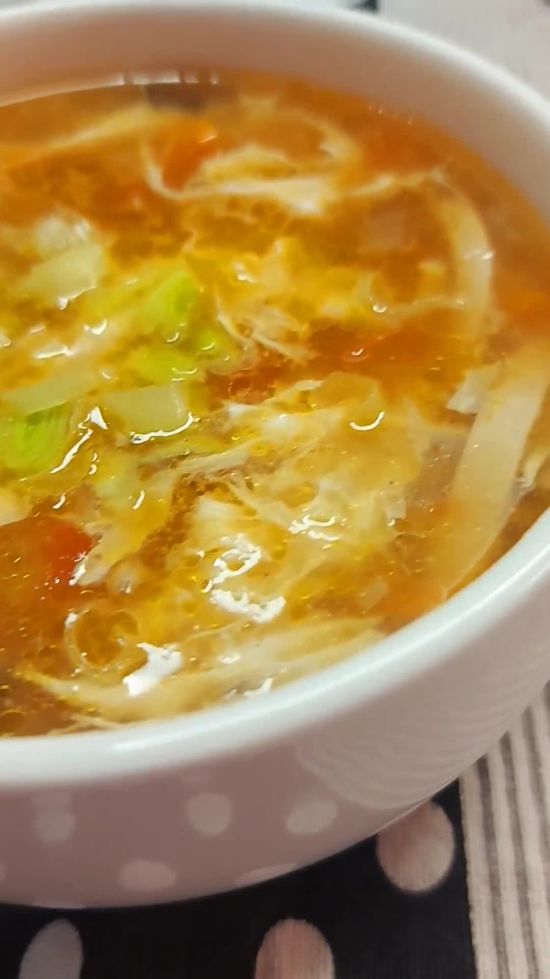 Foto langkah ke 3 dari resep SUP SUAN LA TANG (SOUP KHAS CINA/TAIWAN).
