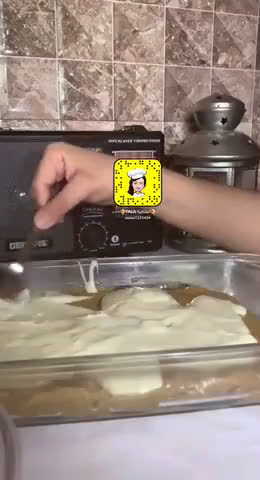 صورة لخطوة 3 من وصفة حلى رمضاني سهل ولذيذ 😋😋