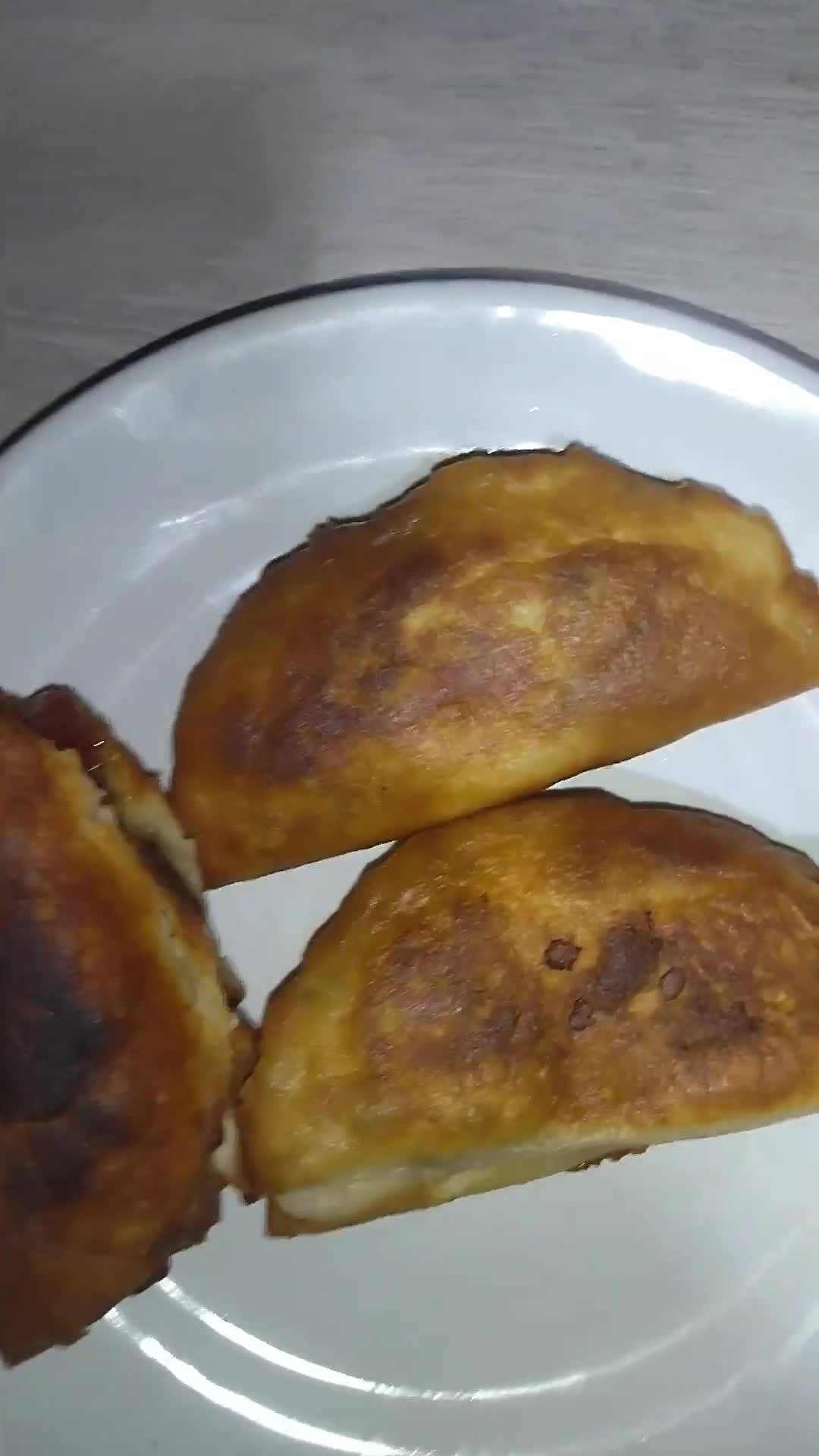Foto del paso 5 de la receta: Empanadas de queso con bocadillo