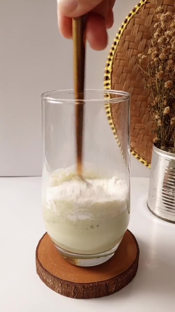 Foto langkah ke 3 dari resep Iced Creamy Matcha Latte.