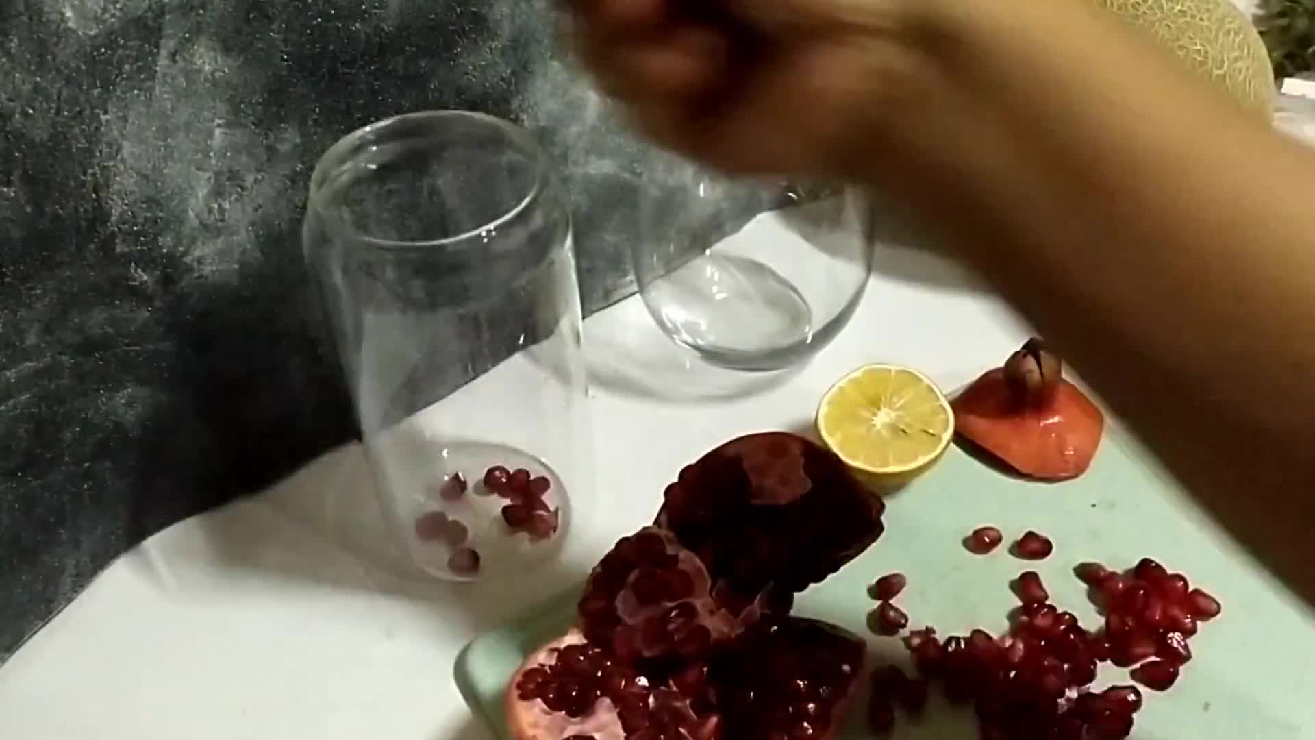 Foto langkah ke 2 dari resep Delima Mojito.