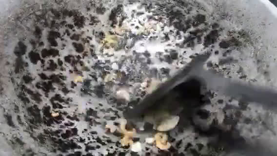 Gambar langkah 1 resipi Kobis Goreng Mamak.