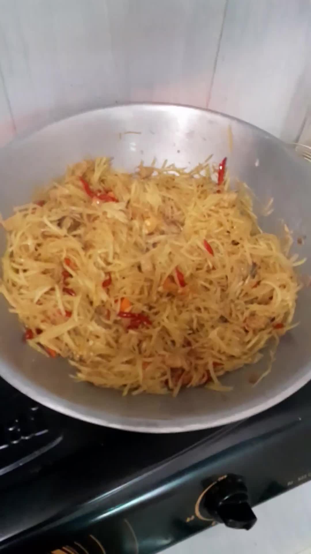 Foto langkah ke 10 dari resep Oseng Gandul (Tumis Pepaya Muda).
