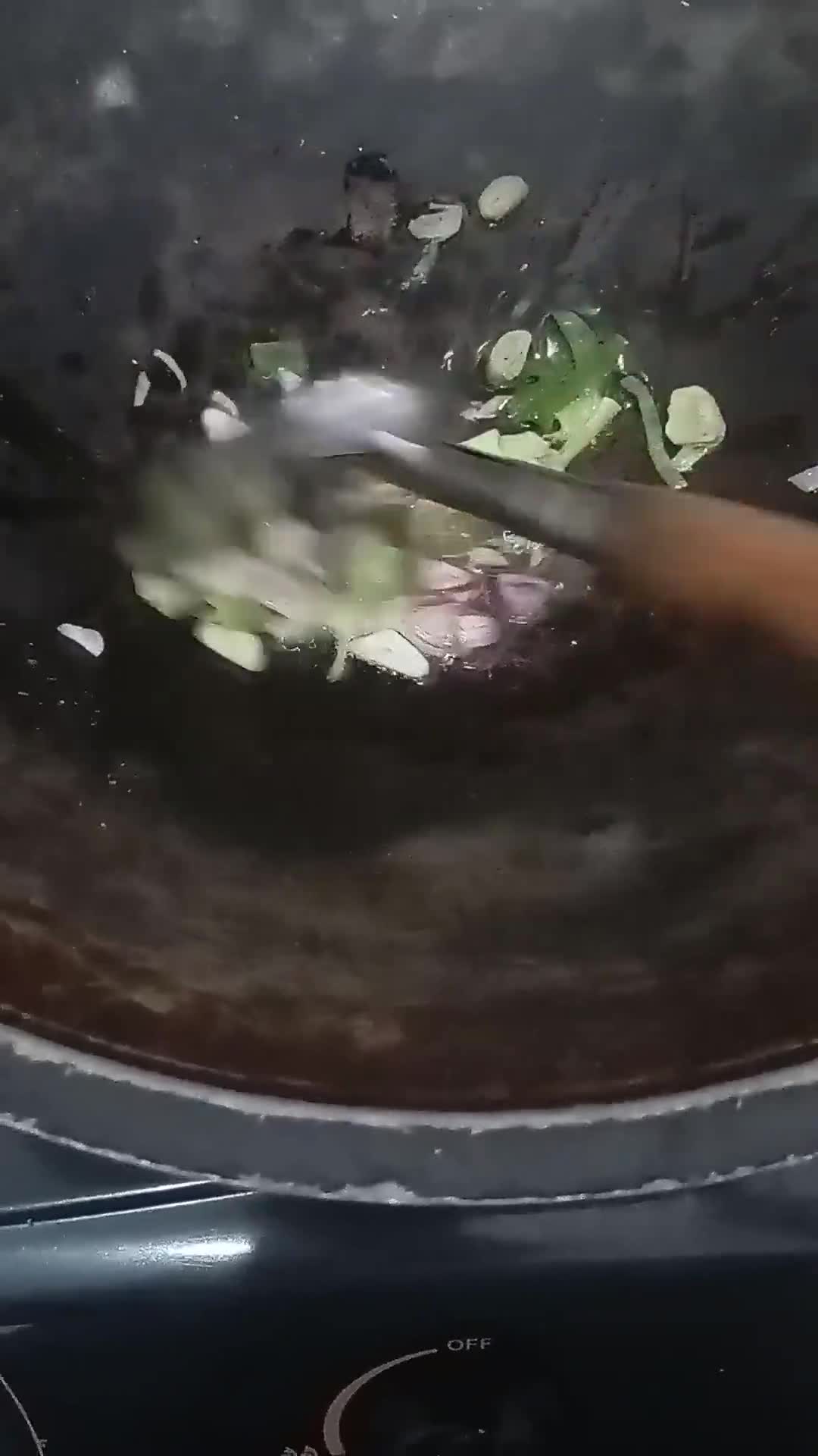 Foto langkah ke 1 dari resep Kerupuk kuah/ kerupuk leak.