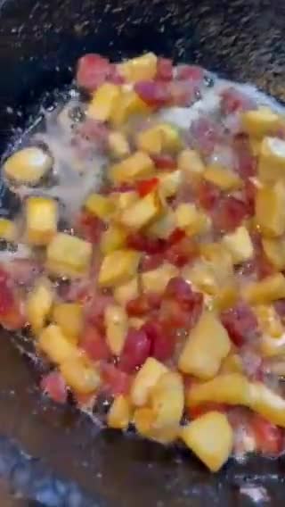 Foto del paso 3 de la receta: Rigatoni a la carbonara con alcachofas