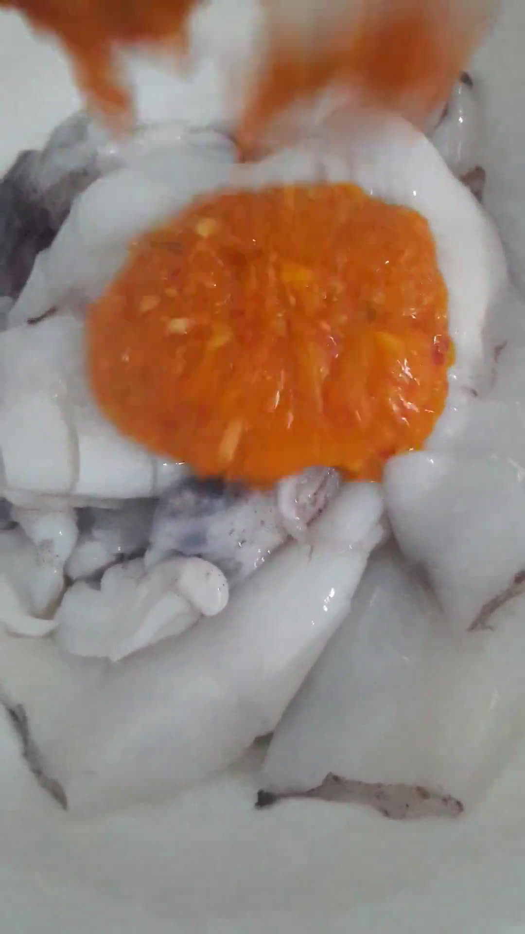 Foto langkah ke 2 dari resep Seafood Bakar Pedas Manis.
