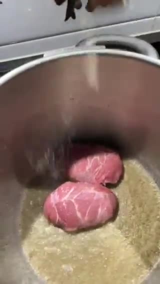 Foto del paso 2 de la receta: Meloso con carrilleras al Pedro Ximénez