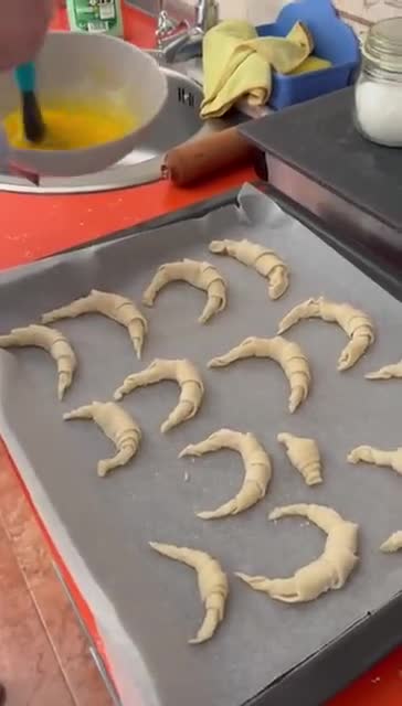 Foto del paso 6 de la receta: Croissant de hojaldre con chocolate