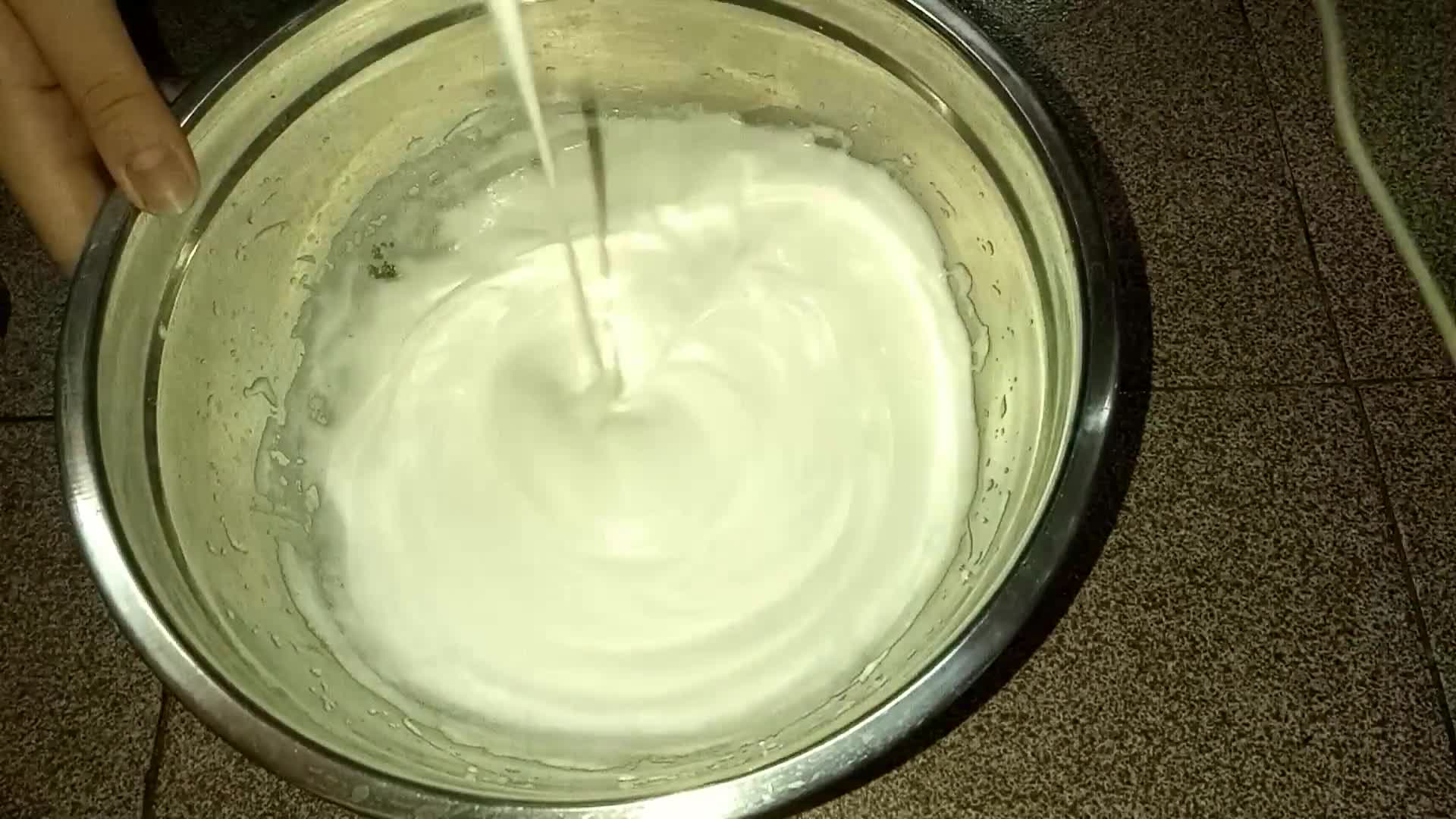 Foto del paso 3 de la receta: Bizcochuelo de chocolate para celíacos