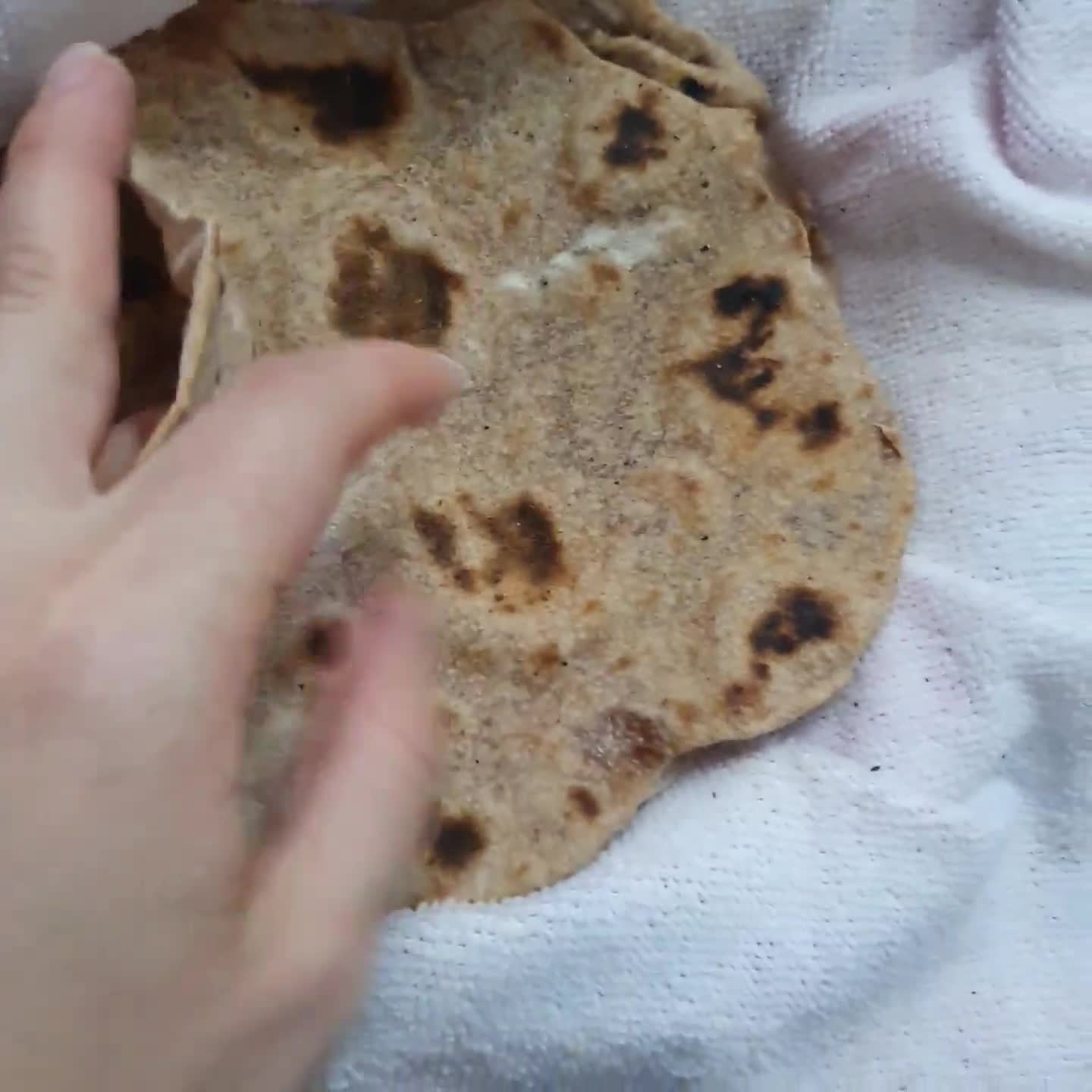 Foto del paso 4 de la receta: Fajitas integrales 🫓