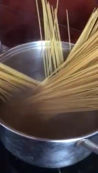 Foto del paso 6 de la receta: Spaghetti con salsa de cebolla y bacon ahumado
