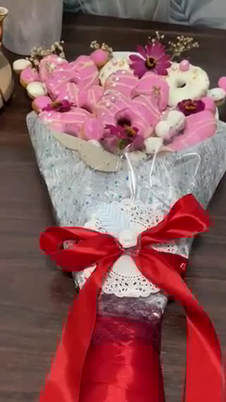 Foto langkah ke 7 dari resep Donat Bouquet Serbaguna.