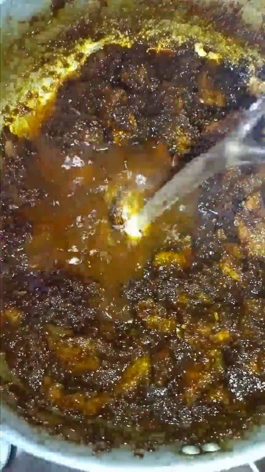 Gambar langkah 6 resipi Daging Masak Hitam.