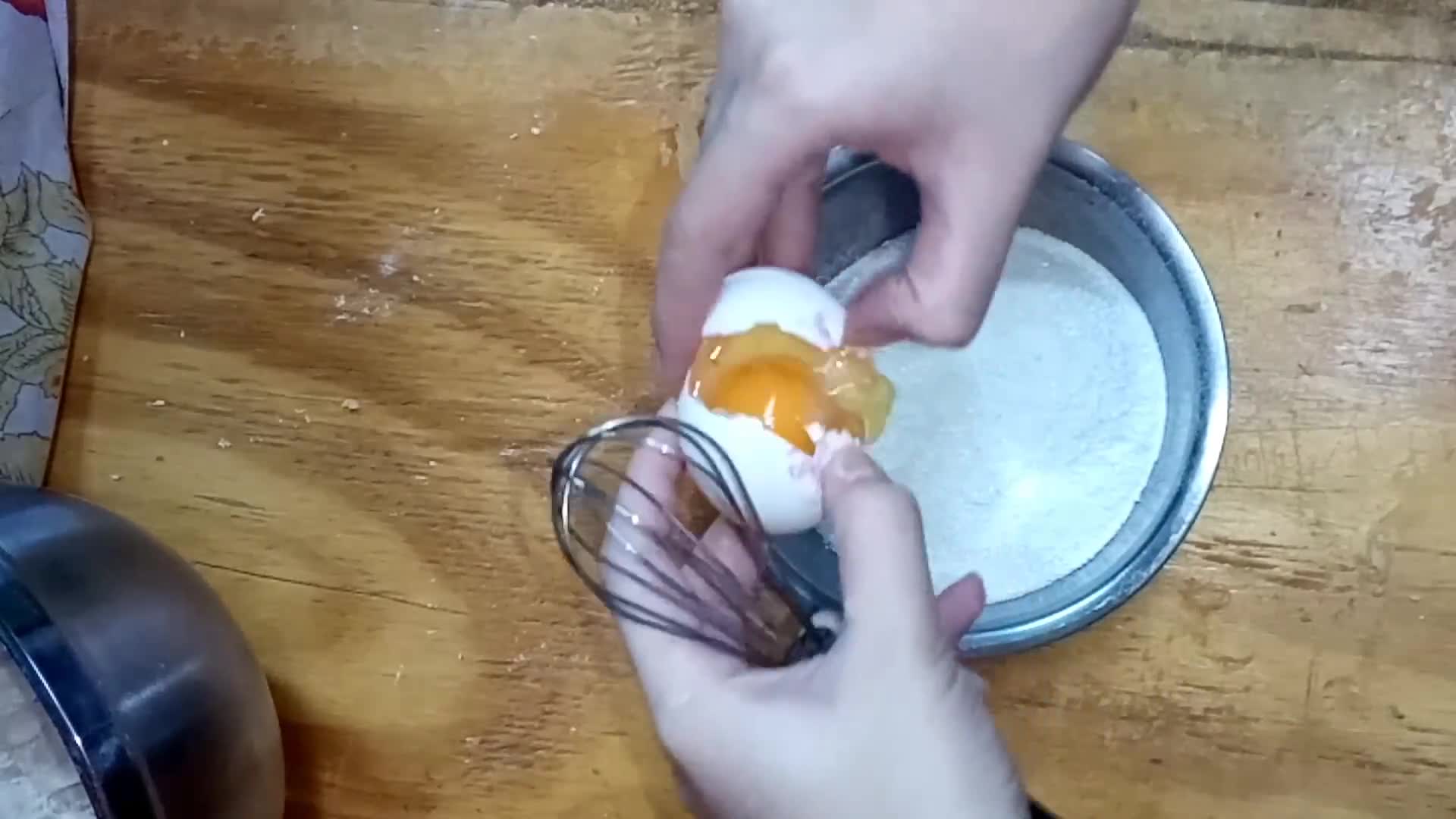 Foto del paso 9 de la receta: Torta 80 golpes con harina leudante