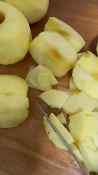 Foto del passaggio 5 della ricetta Strudel di Mele