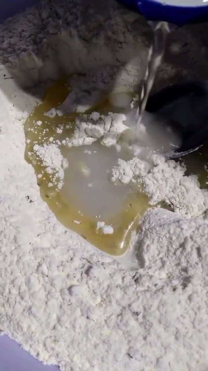 Foto del paso 1 de la receta: Talitas de queso y orégano😋