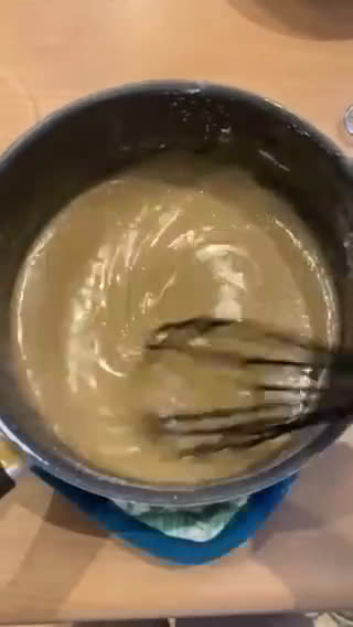 Hình bước làm 2 của món Bánh bò thốt nốt 🥧