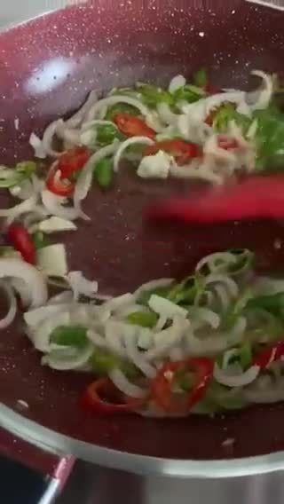 Gambar langkah 1 resipi Sambal Sardin.