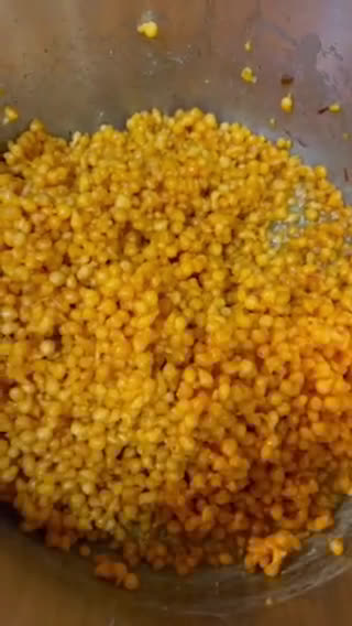 બુંદી લાડુ (Boondi Ladoo Recipe In Gujarati) રેસીપી સ્ટેપ8ફોટો