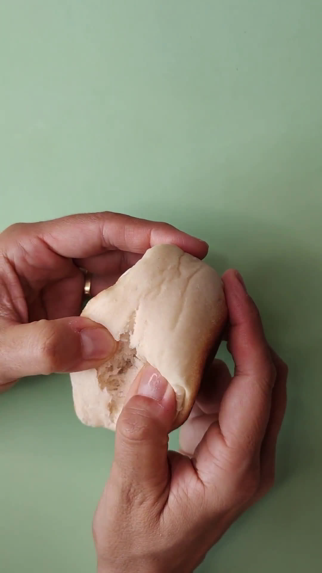Foto del paso 9 de la receta: Muffins ingleses (panecillos sin horno)