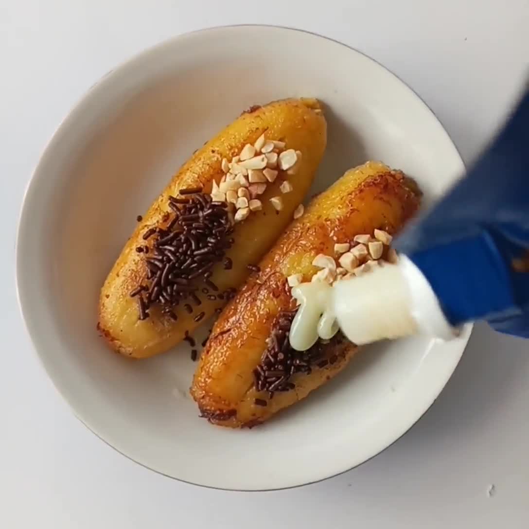 Foto langkah ke 2 dari resep Pisang Susu Cokelat Kacang.