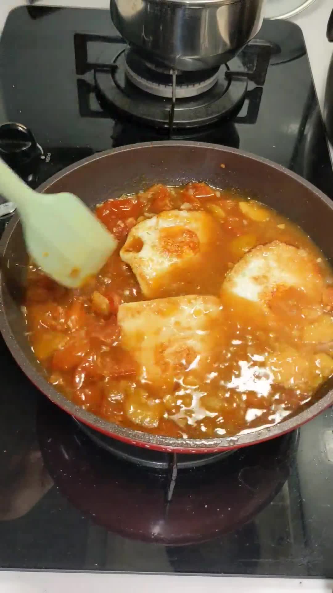 番茄荷包蛋雞肉豆包煨麵的食譜步驟4照片