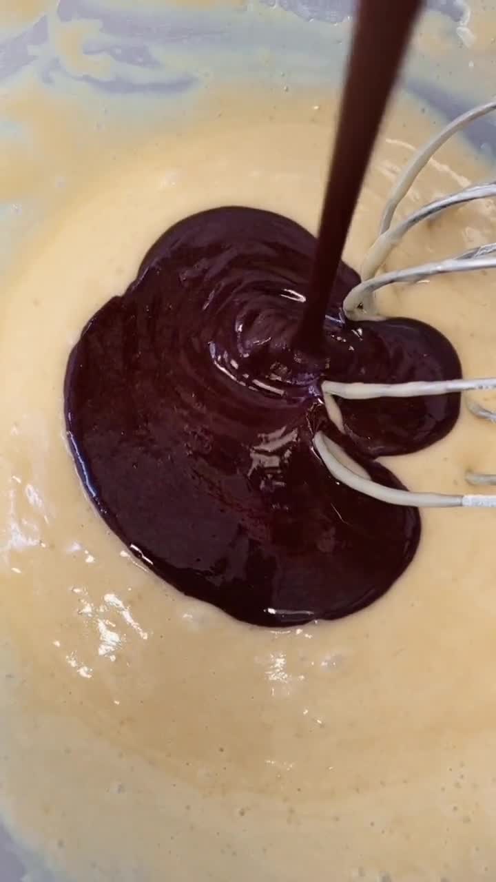 Foto langkah ke 4 dari resep Brownies Kukus Chocolatos Lembut (2 Telur, Takaran Sendok).