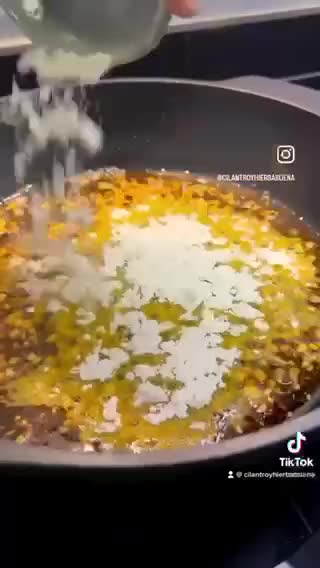 Foto del paso 2 de la receta: Verdinas con Pulpo y langostinos
