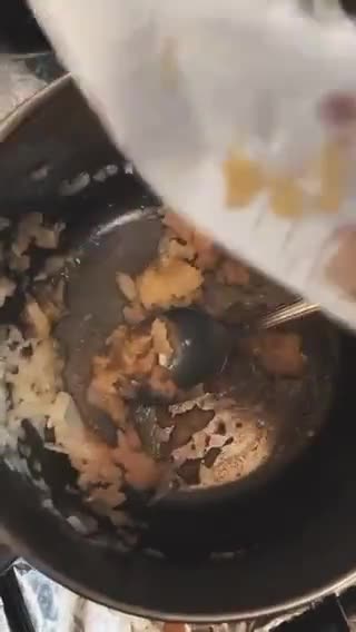 صورة لخطوة 3 من وصفة -معكرونه بالصوص الابيض والفطر 🍝🍄!-White sauce pasta and mushrooms🍝🍄!