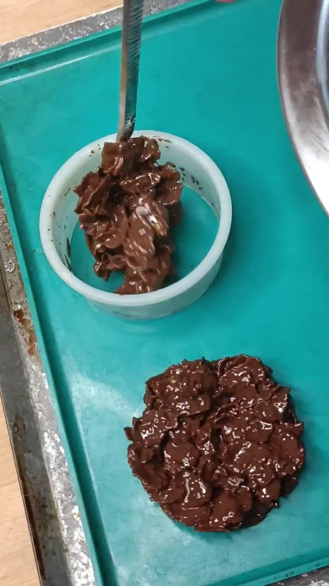 Une image de l'étape 3 de 🍫Roses des sables aux chocolats noirs.