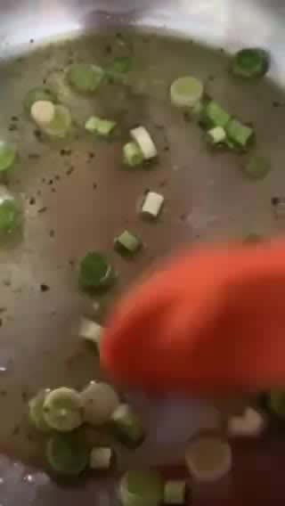 Foto del paso 10 de la receta: Bullabesa de salmón y gambones, con verduras del hortet