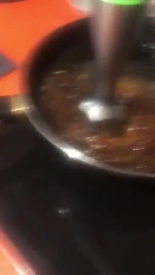 Foto del paso 10 de la receta: Mermelada de cebolla con tostas de paté de perdiz
