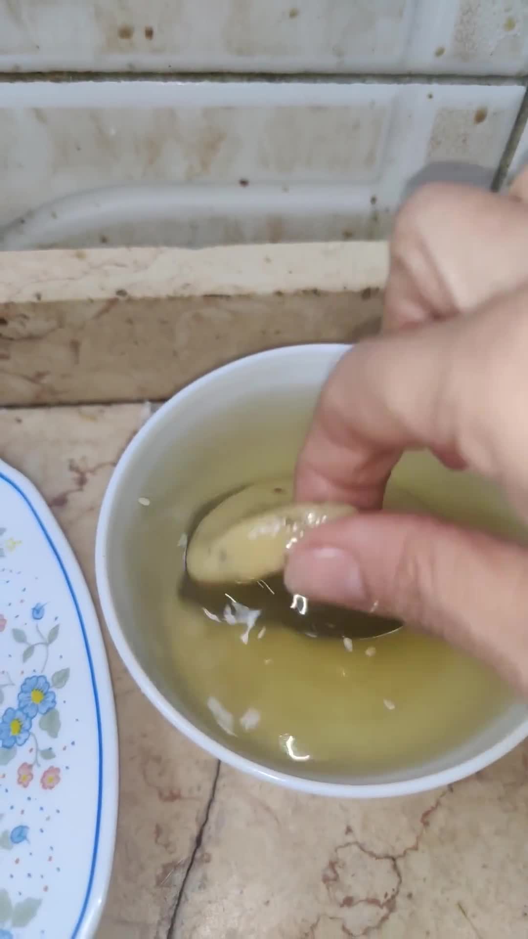 صورة لخطوة 4 من وصفة أساور الشمر و اليانسون المقرمشه