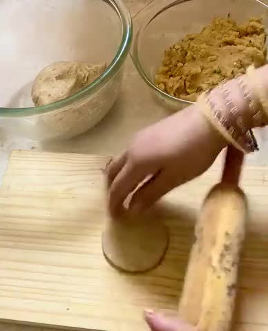 ख़स्ता आलू कचौड़ी(khasta aloo kachodi recipe in hindi) रेसिपी चरण 11 फोटो