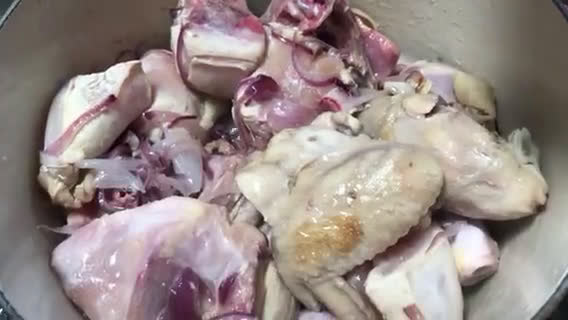 Gambar langkah 1 resipi Philippines Chicken Adobo 🇵🇭.