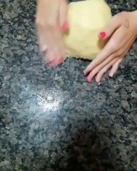 Foto do passo 2 de Coxinha com massa de batata 🍗🥔